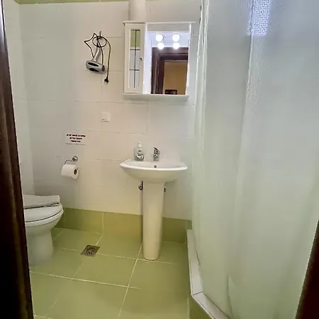 Emmanouela - Family Vrasná